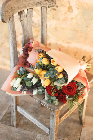 LITTLE FLOWERS - CARNATIONS