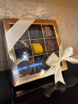 Caja de chocolate artesanal · 9 piezas
